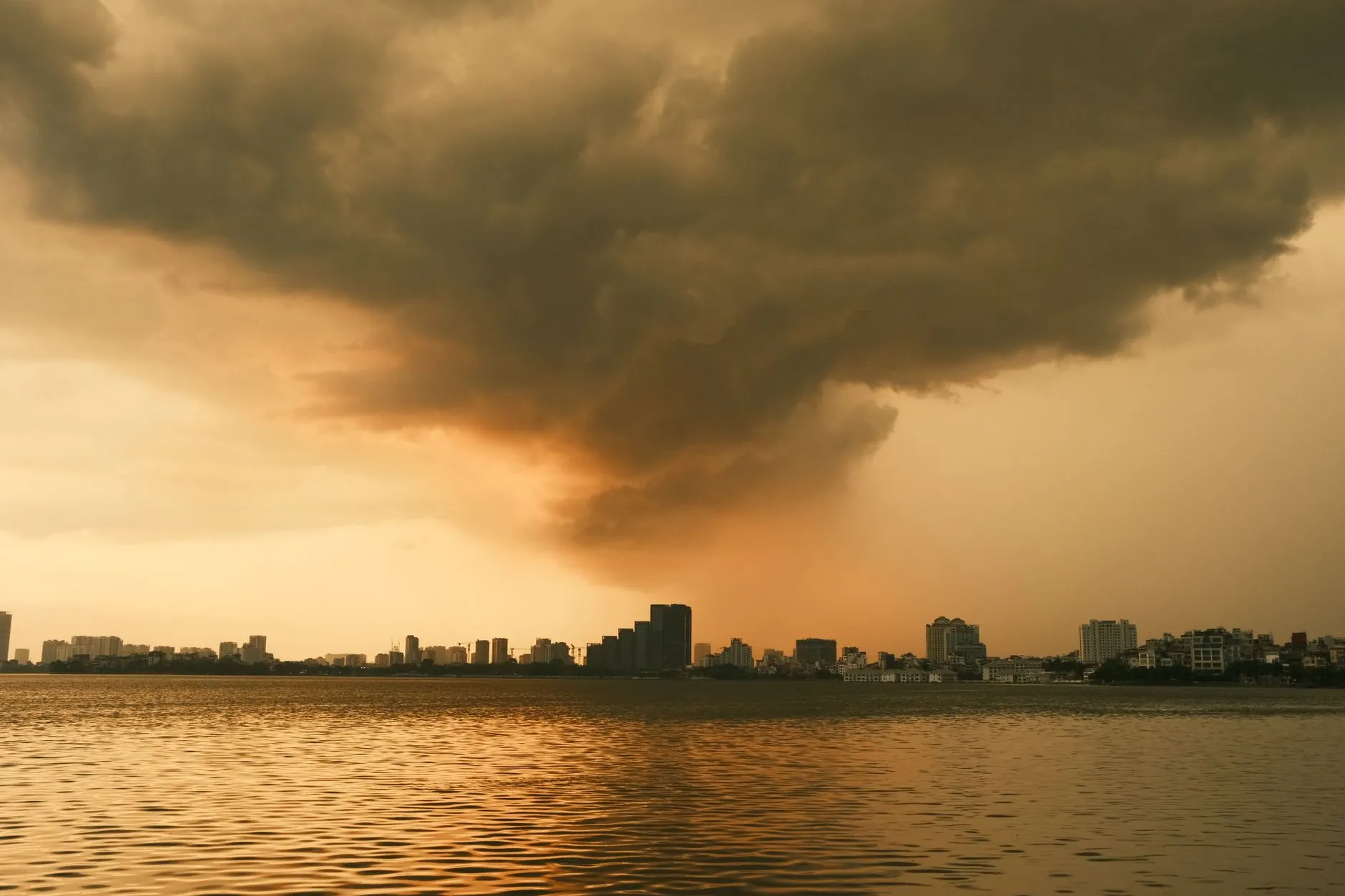 Dunyoga rekord darajada kuchli El-Nino yaqinlashmoqda