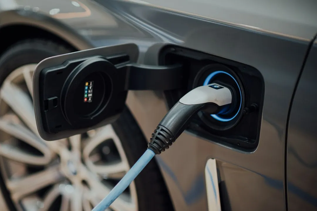 Elektromobilni quvvatlash xarajatlari va uning samaradorligi